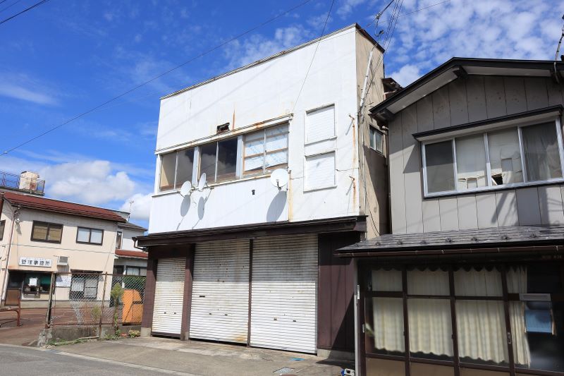 本町一丁目売店舗兼住宅
